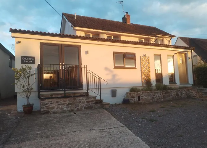 Spacious And Sunny Accommodation With Underfloor Heating Throughout