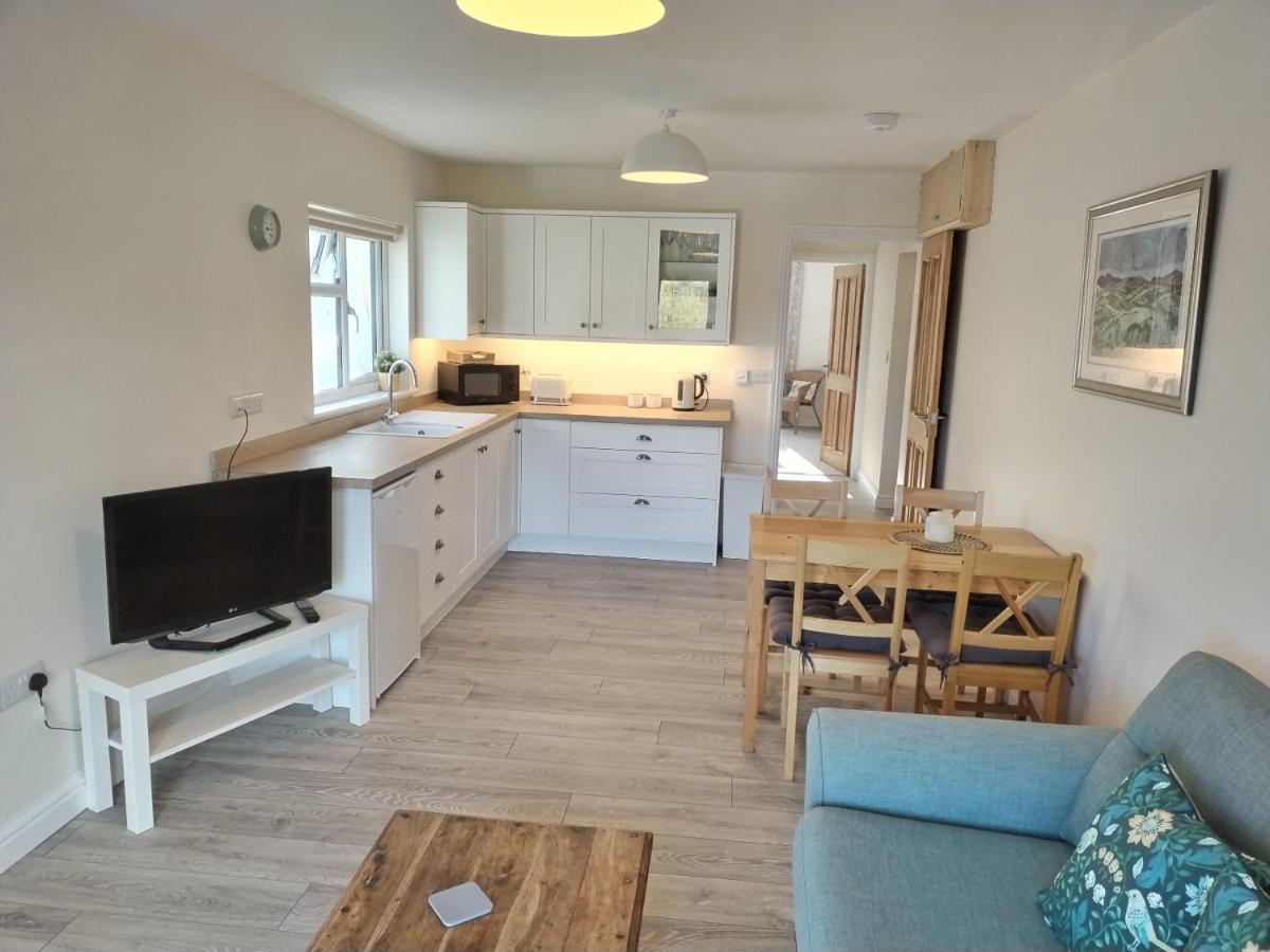Apartment Spacious And Sunny With Underfloor Heating Throughout Culmstock