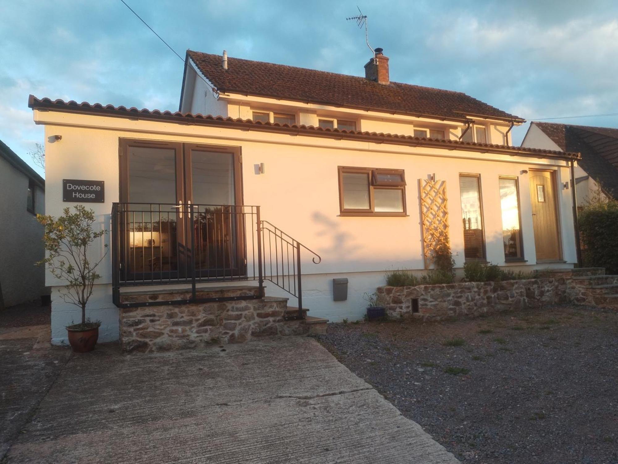 Apartment Spacious And Sunny With Underfloor Heating Throughout Culmstock